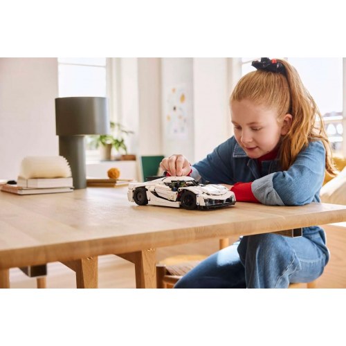 LEGO Technic Koenigsegg Jesko Absolut hyperbil 42184 (10+)