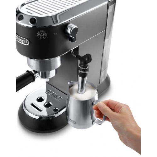 Espressomaskine De’Longhi Dedica Style EC685.BK – semi-automatisk, 1,1 l