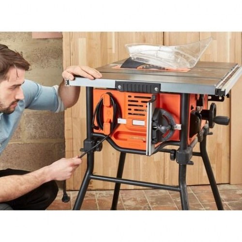 Bordrundsav Black & Decker BES720-QS - 1.800 W, 4.800 o/min