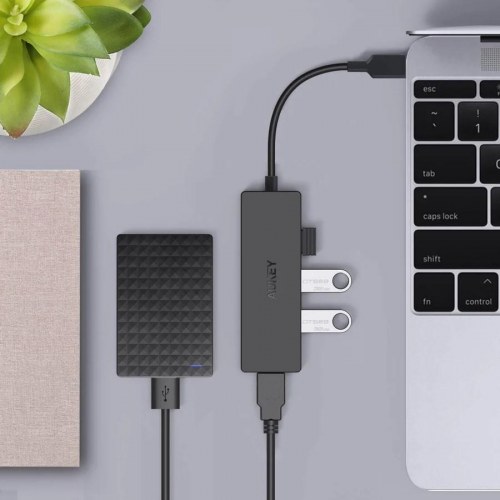 USB-C hub 4 porte – AUKEY CB-C64, USB 3.2 Gen 2, sort
