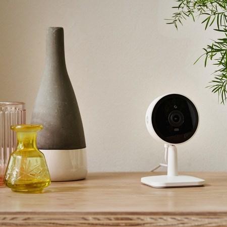 Overvågningskamera indendørs - Yale IP-kamera med Wi‑Fi og 1080p billede