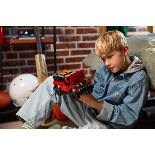 LEGO Technic Ford Bronco SUV (42213) byggesæt – 943 dele