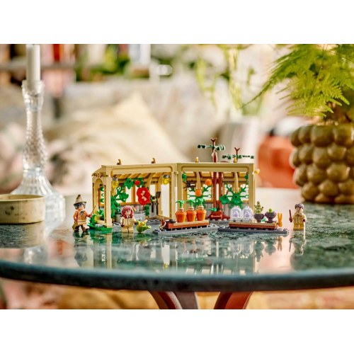 LEGO Harry Potter Hogwarts slot – Urtebotanik-time (76445)