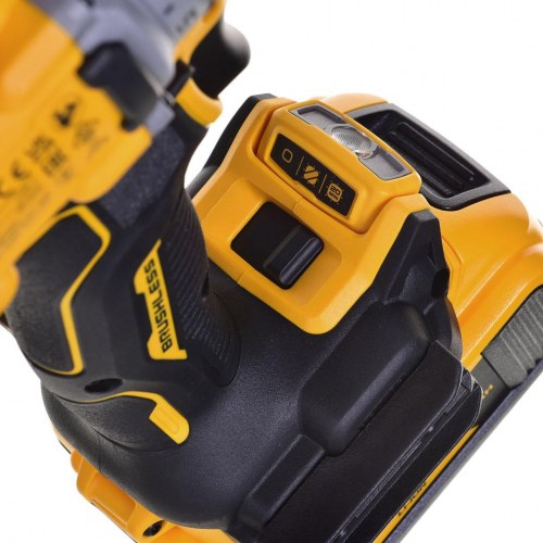 Skruemaskine 18V DeWALT XR – inkl. 1×1,7 Ah PowerStack og lader