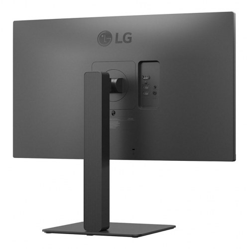 4K skærm 27" LG 27BA45U-B – IPS, UHD 3840 × 2160, sort