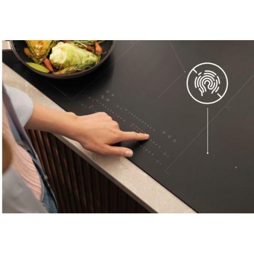 Induktionskogeplade Electrolux Serie 700, 60 cm, 4 zoner, sort glas
