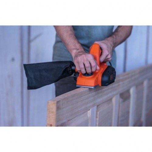 Elhøvl Black & Decker BEW712-QS - 710 W, orange