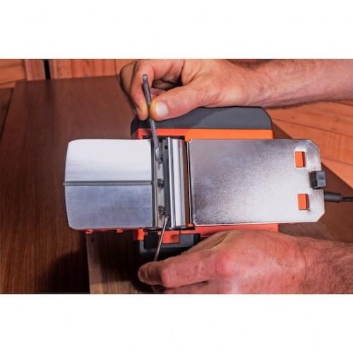Elhøvl Black & Decker BEW712-QS - 710 W, orange
