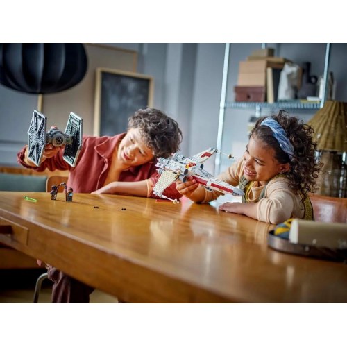 LEGO Star Wars TIE Fighter & X-Wing Mash-up (75393)