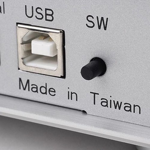 DAC USB mediekonverter SilverStone EB01-E – sølv