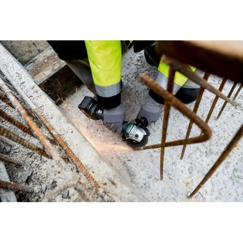 Boremaskine 18 V - Metabo SET 2.4.3, 1.600 o/min, sort/grøn/rød