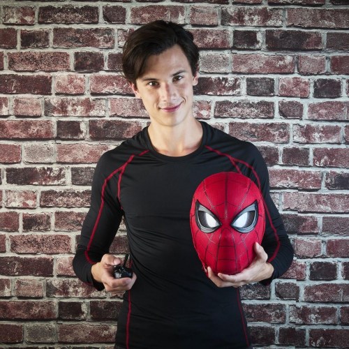 Marvel Spider-Man elektronisk maske - rød plastik hjelm (voksen/barn 14+)