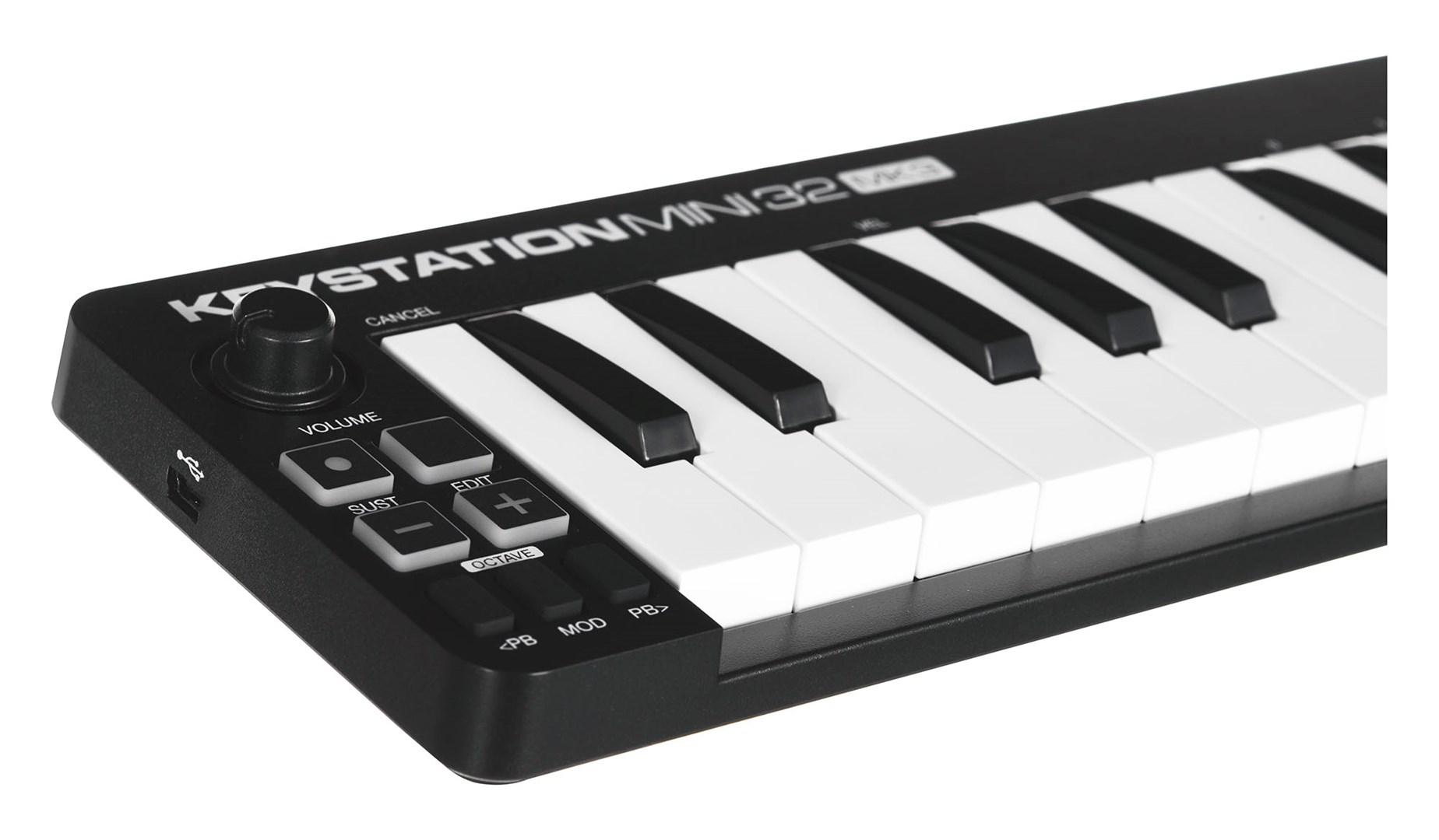 MIDI-keyboard M-Audio Keystation Mini 32 MK3 - 32 tangenter, USB, sort/hvid