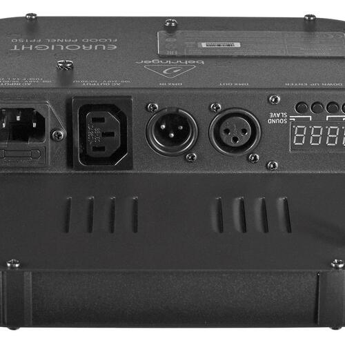 LED projektør Behringer Eurolight Flood Panel FP150 – kompakt flat LED-panel 15 W