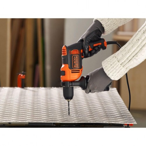 Slagboremaskine Black & Decker BEH710-QS 710 W – 2.800 o/min, sort/orange