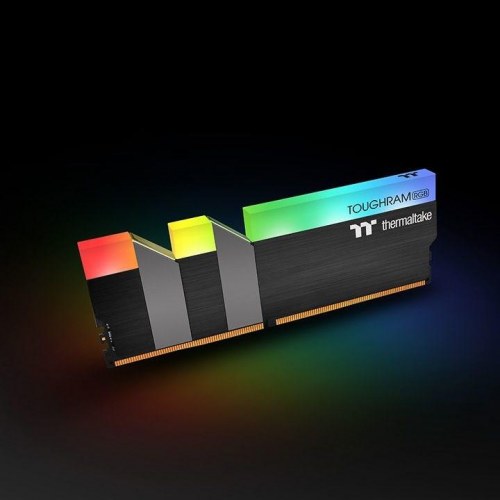 DDR4 RAM Thermaltake Toughram RGB 16 GB (2x8) 4400 MHz