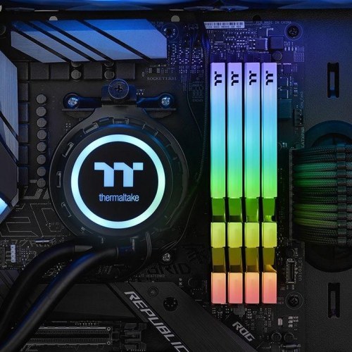 DDR4 RAM Thermaltake Toughram RGB 16 GB (2x8) 4400 MHz