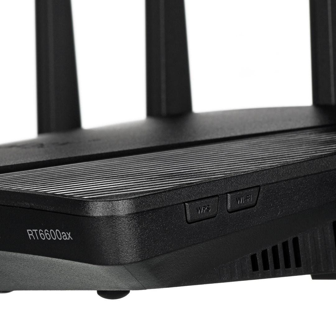 WiFi 6-router Synology RT6600ax tri-band (2,4/5/5 GHz) – sort