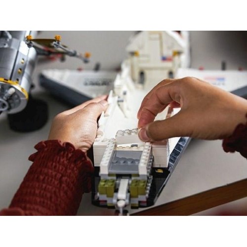 LEGO byggeri - NASA Discovery-rumfærge 10283 (LEGO Icons)