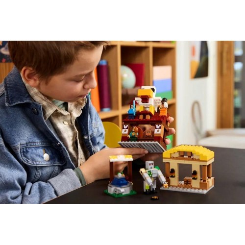 LEGO Minecraft 21273 Ghast-ballon: Angreb på landsbyen