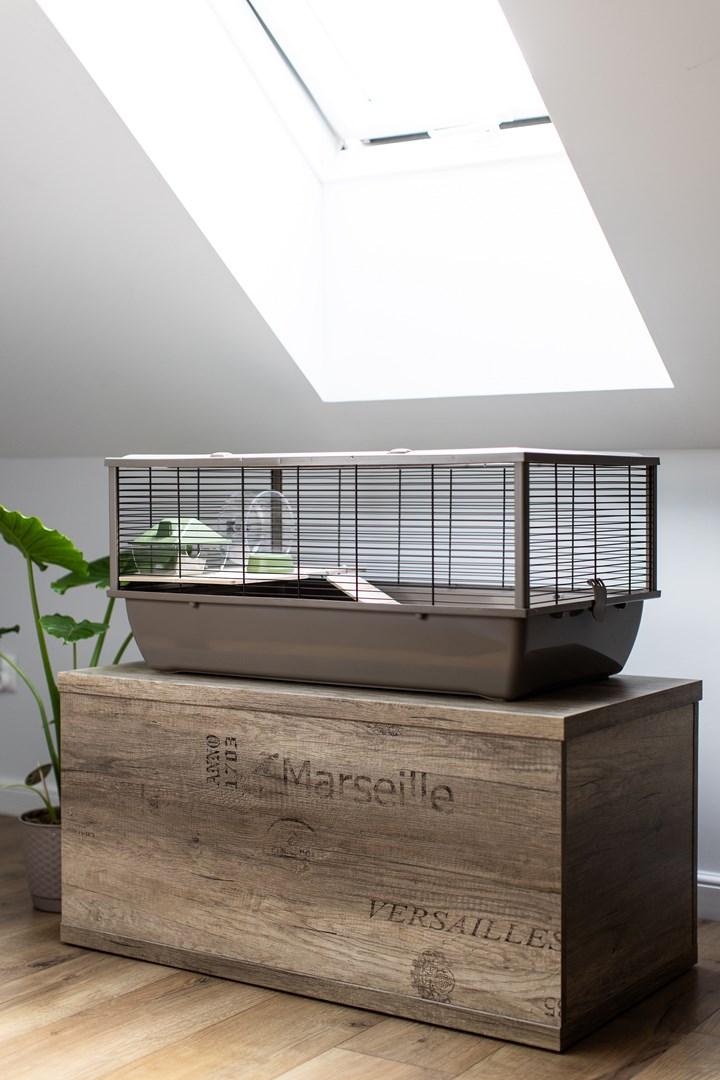 Gnaverbur INTER-ZOO Bob Wood Japandi – 78 × 36 × 48 cm