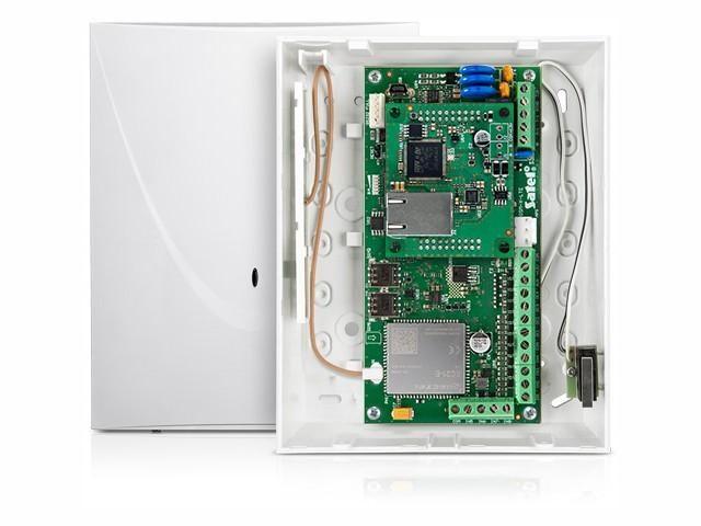Alarm kommunikationsmodul – SATEL GSM‑X LTE med kabinet og antenne