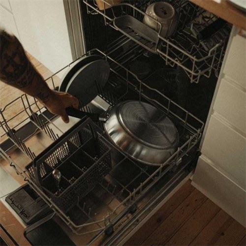 Stegepande 28 cm – Fiskars Functional Form, rustfrit stål, keramisk belægning