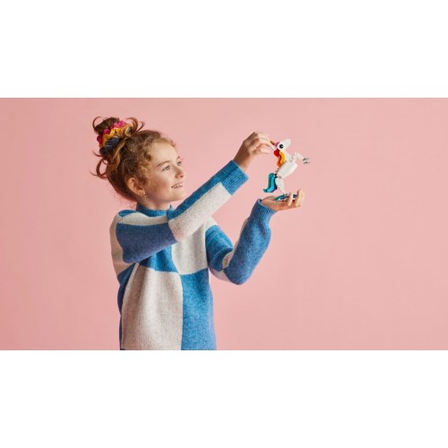LEGO Creator 3-i-1 Magisk Enhjørning (31140) - 145 dele
