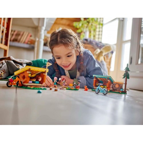 LEGO Friends 42624 Adventure Camp – Hyggelige Hytter (437 dele)