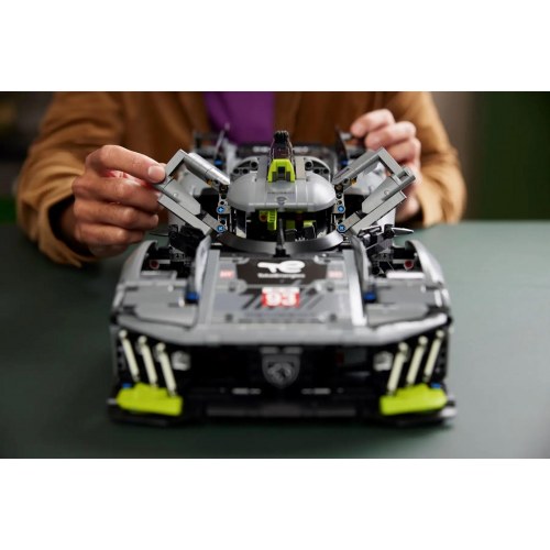LEGO Technic 42156 Peugeot 9X8 – 24 Hours of Le Mans