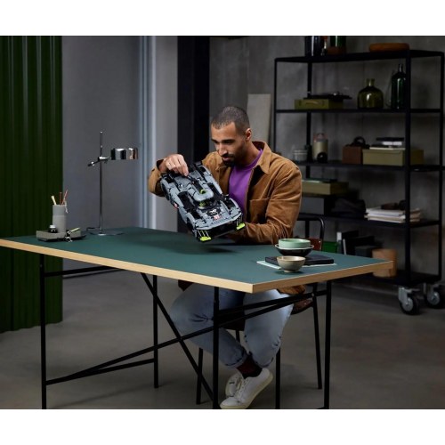 LEGO Technic 42156 Peugeot 9X8 – 24 Hours of Le Mans