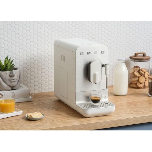 Kaffemaskine espresso Smeg BCC12WHMEU - hvid
