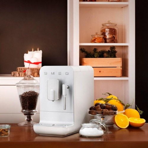 Kaffemaskine espresso Smeg BCC12WHMEU - hvid