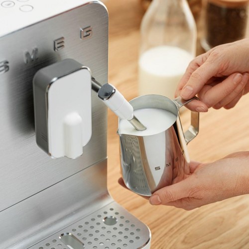 Kaffemaskine espresso Smeg BCC12WHMEU - hvid