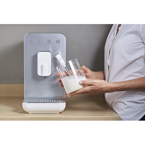 Kaffemaskine espresso Smeg BCC12WHMEU - hvid
