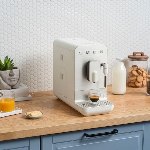 Kaffemaskine espresso Smeg BCC12WHMEU - hvid