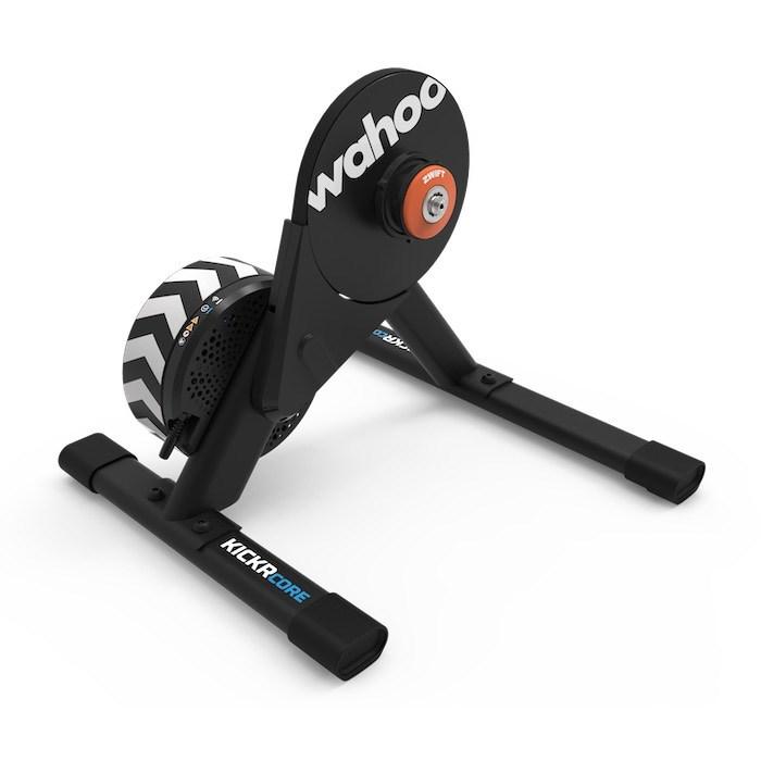 Motionscykel-trainer Wahoo KICKR CORE 2 – ZWIFT Cog & Click
