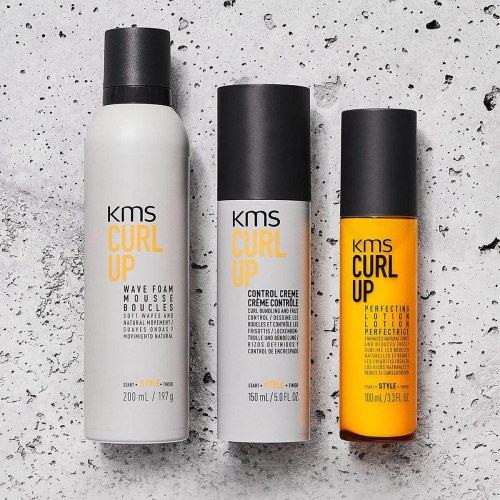 KMS Curl Up Control Creme - stylingcreme 150 ml