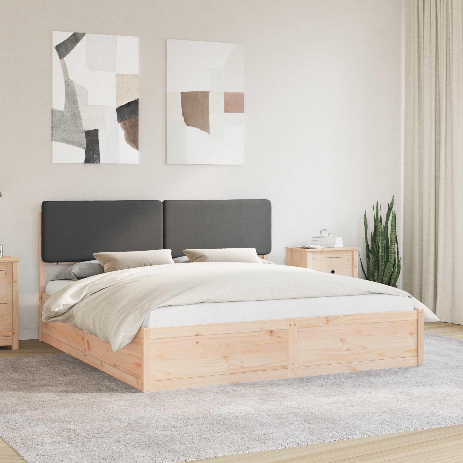 Sengestel i massivt fyrretræ med polstret hovedgavl - mørkegrå, 200 x 200 cm