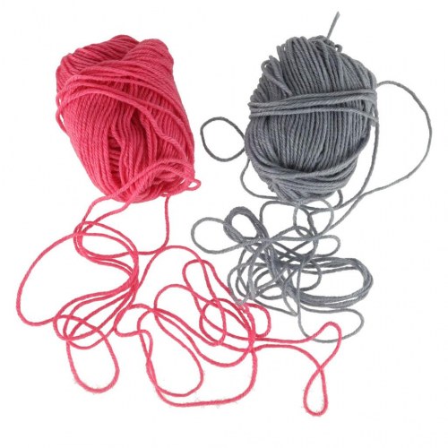 Strikkemaskine 22 nåle med garn – Sentro – hvid