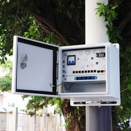 Netværksswitch Extralink Outdoor PoE Atlas – 8x RJ45 1.000 Mbit/s, 2x SFP, 120 W, aktiv køling