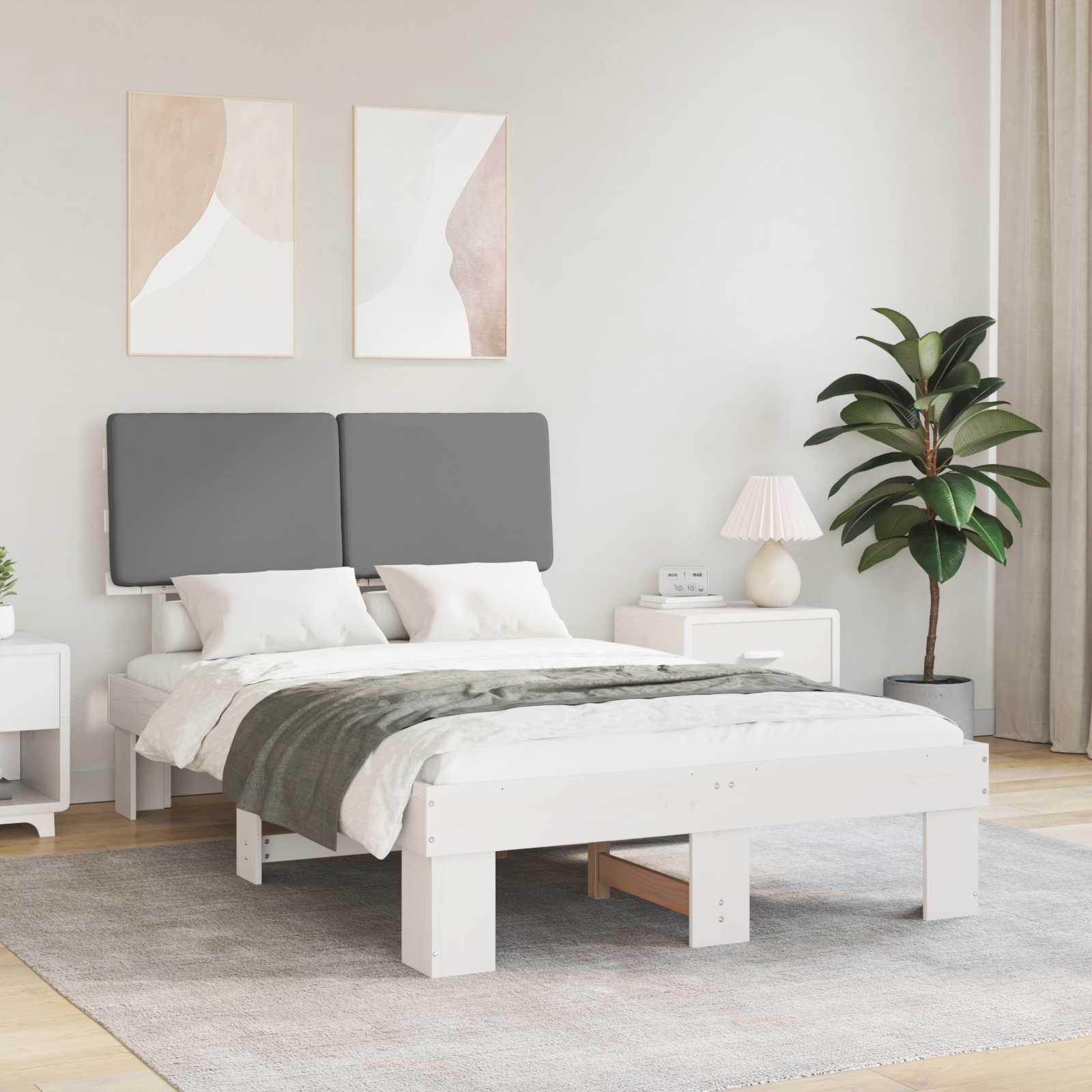 Sengestel i fyrretræ med polstret hovedgavl - lysegrå 120 x 200 cm