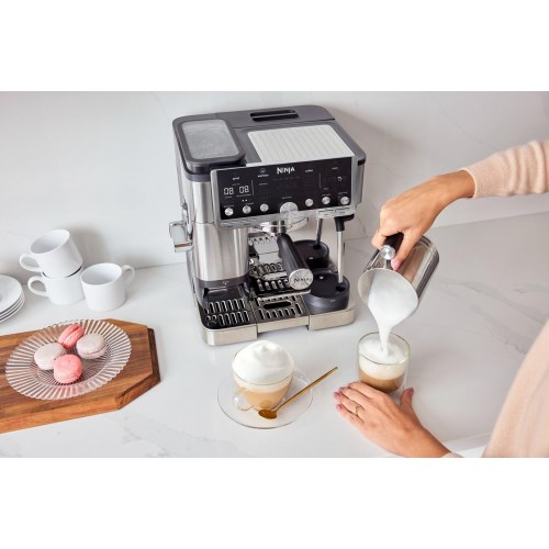 Espressomaskine Ninja ES701EU - semi-automatisk, 2 l