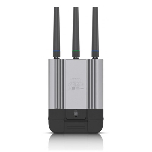 4G router Ubiquiti UMR Industrial – robust mobil netværksløsning