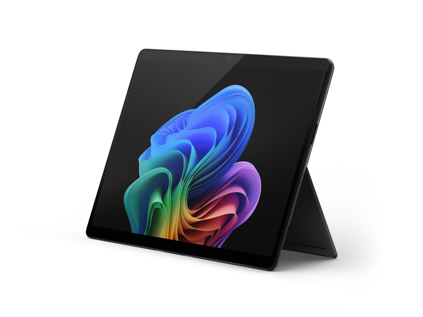 Tablet Microsoft Surface Pro 11 Copilot+ PC 13" Snapdragon X Plus, 16 GB RAM, 512 GB SSD, Wi‑Fi 7, Windows 11 Pro - Sort billede
