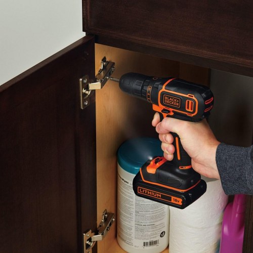 Black+Decker BDCDC18KB-QW 18V skruemaskine/bor - nøglefri, sort/orange