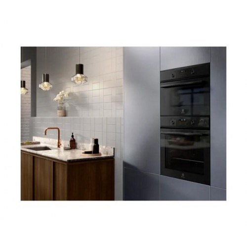 Electrolux EOC6P77H indbygningsovn – 72 l, pyrolyse og damp