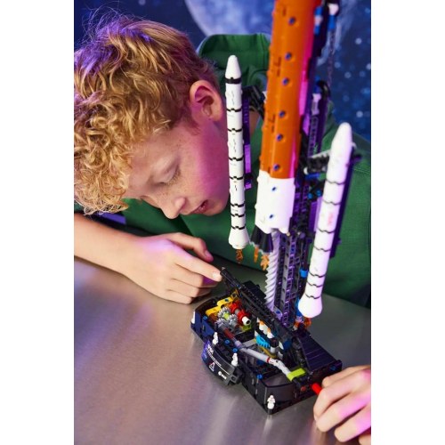 LEGO Technic 42221 – NASA Artemis rumraket (Space Launch System)