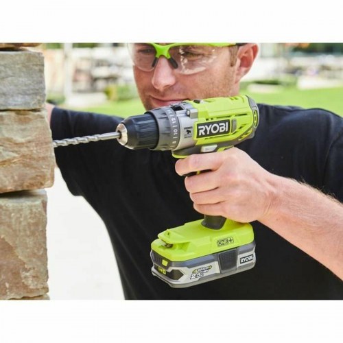 Skruemaskine 18 V Ryobi med 2x 1,5 Ah batterier og lader