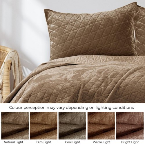 AmeliaHome LAILA sengetæppe 200x220 - cappuccino fløjl, quiltet glamour